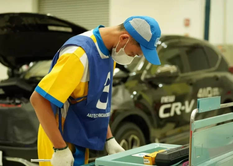 Teknisi Honda dari Indonesia Targetkan Menggondol Gelar Juara Pada Ajang World Skill Contest 2023 di Jepang