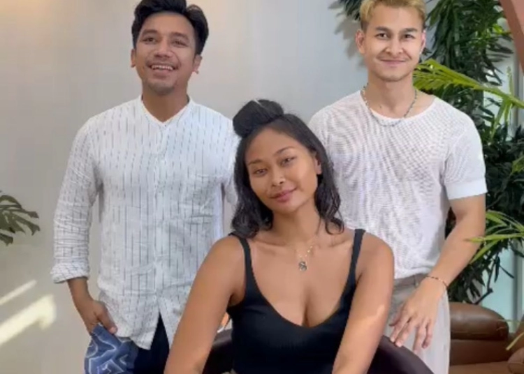 Trio Muhammad Carlos, Bubah Alfian, dan Chalton Ciptadi Soft-Launch Naia Beau Salon