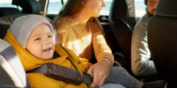 5 Tips Penting Mengendarai Mobil Saat Membawa Balita