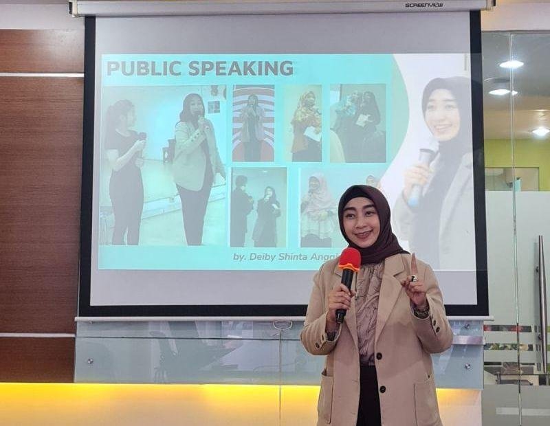 Pelatihan Public Speaking