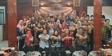 Pengurus Sekolah Lapang Desa Puhgogor Adakan Team Building dan Penggalian Gagasan