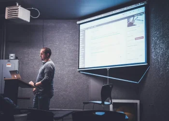 7 Kesalahan Umum saat Presentasi dan Cara Mengatasinya