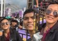 Selebgram menonton acara tv di karnaval SCTV Purwokerto