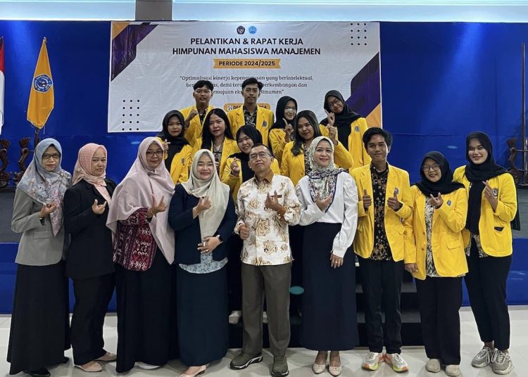 Pelantikan dan Rapat Kerja Himpunan Mahasiswa Manajemen (HIMAMEN) Fakultas Ekonomi dan Bisnis (FEB) Universitas Pancasakti (UPS) Tegal