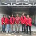 foto bersama bapak sukoco selaku pak Rt 05 Rw 08 Medokan semampir