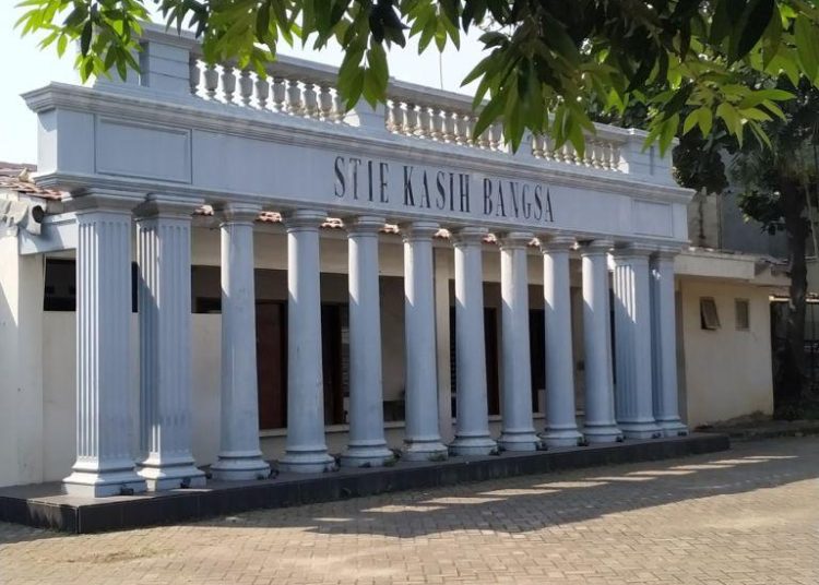 STIE Kasih Bangsa Rilis Program Beasiswa Super Kece, Full Biaya + Uang Saku!
