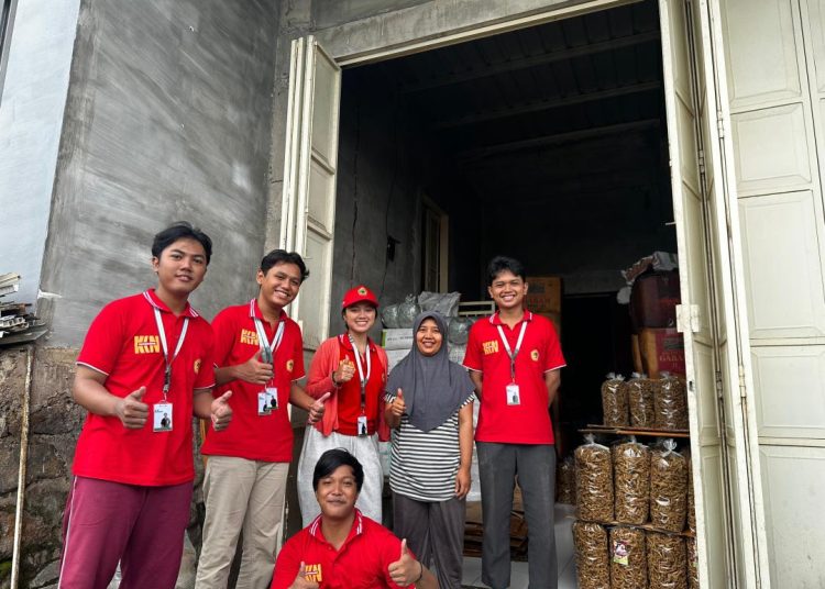 Inovasi Grease Trap untuk Penyaringan Limbah Kotoran Usus Bantu UMKM Dusun Kembang