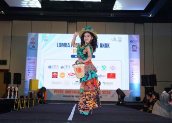 Kanaya Alika Putri Berhasil Juara 1 di Lomba Fashion Show Pesta Wirausaha Nasional 2025