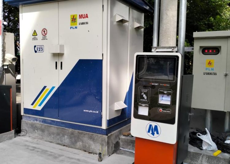 Teknologi Sistem Palang Parkir Cashless Non Tunai