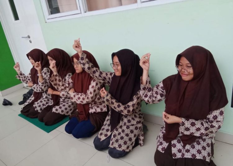 Kegiatan Ekstrakurikuler Seni Tari MAN 2 Bantul