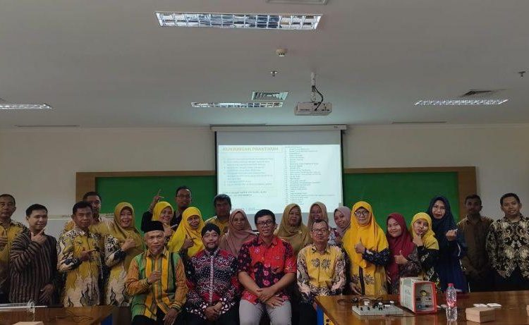Guru Fisika MAN 2 Bantul Hadiri Kegiatan MGMP Fisika