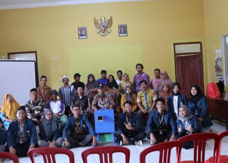 Modernisasi Peralatan Pakan Ternak: Upaya Mahasiswa KKN Universitas Diponegoro untuk Keberlanjutan Peternakan di Desa Gondowulan
