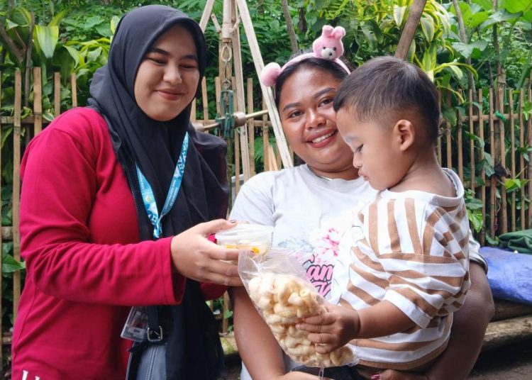 Mahasiswa KKN-Pencerah UMSIDA 2025 Kelompok 22 Aktif Dukung Kesehatan Warga di Posyandu Kadipaten, Desa Tutur