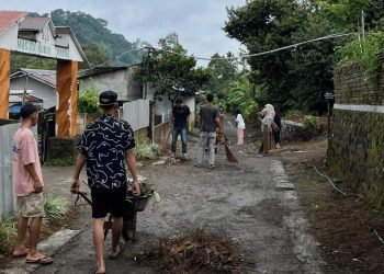 Mahasiswa KKN PMD Universitas Mataram Desa Selelos