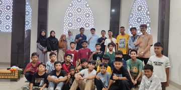 Pengurus RW 048 Villa Indah Harapan Gelar Pelatihan Public Speaking