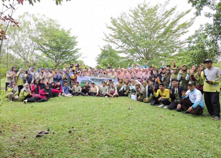 Gelar Outbond di Kebun Raya Banua, KKG Pemurus Dalam Mengembangkan Kreativitas Guru