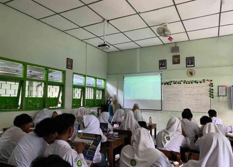 MAN 2 Bantul Terima Mahasiswa Universitas Alma Ata Yogyakarta untuk Kegiatan Penelitian Pembelajaran