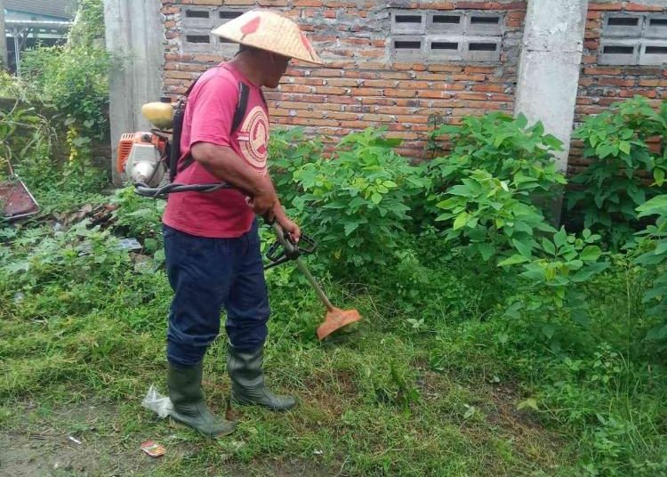 MAN 2 Bantul Adakan Kegiatan Bersih-Bersih Asrama Ulul Albab untuk Ciptakan Lingkungan Nyaman dan Sehat