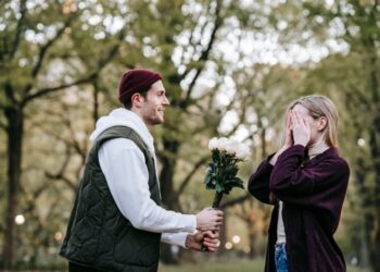 Photo by Katerina Holmes: https://www.pexels.com/photo/happy-couple-having-romantic-moment-during-date-5910948/