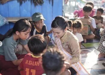 Najwa Muyas Berbagi Kebahagiaan di Taman Anak Pesisir Cilincing Jakarta Utara