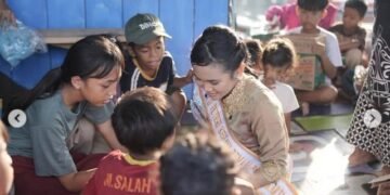 Najwa Muyas Berbagi Kebahagiaan di Taman Anak Pesisir Cilincing Jakarta Utara