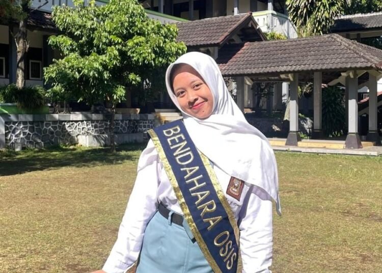 Laura Indah Permata Dewi