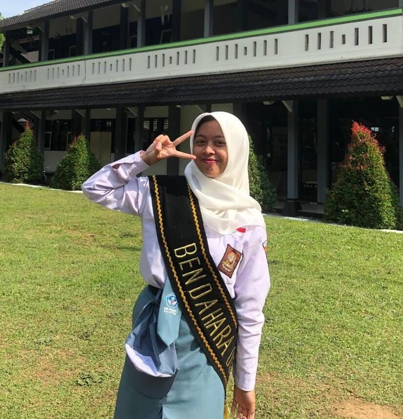 Laura Indah Permata Dewi