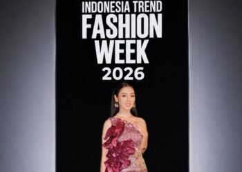 Nayyara Azarine Farrashila Tampil Memukau di Indonesia Trend Fashion Week 2026, Bangga Angkat Wastra Indonesia