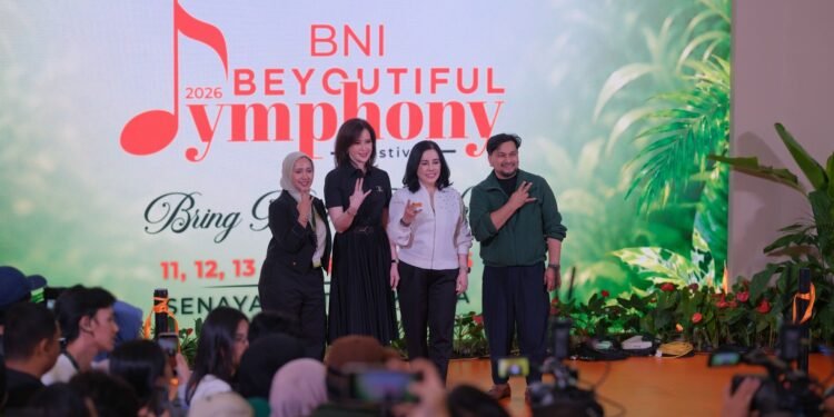 Dari kiri ke kanan: dr. Arti Indira, M.Gizi, Sp.GK, FINEM, Alexandra Askandar (Wakil Direktur Utama PT Bank Negara Indonesia (Persero) Tbk), Vera Febyanthy (Komisaris PT Bank Negara Indonesia (Persero) Tbk), dr. Teuku Adifitrian (dr. Tompi), Sp.B.P.R.E, Subsp. E.L.(K)