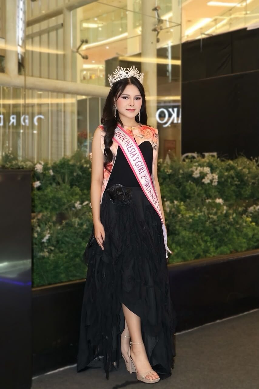 Pesona Raissa Adelia Haryanto Badar: Berprestasi di Panggung Modeling hingga Dipercaya Jadi Juri Fashion Show Oriental