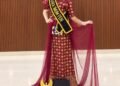 Nama Dzaakira salsabilah asal Jambi kab Sarolangun kembali mengharumkan nama daerah. Dara muda berbakat ini berhasil meraih gelar *Juara Umum* dalam ajang bergengsi *Pemilihan Putri Etnik Indonesia 2026* yang digelar tgl 06 September 2026 di pusat perfilm usmar Ismail jakarta Dengan penuh pesona, anggun, dan wawasan luas tentang budaya Nusantara, Dzaakira berhasil memikat hati para juri. Penampilannya di babak malam puncak, mulai dari busana etnik, bakat, mengantarkannya pada posisi teratas. "Alhamdulillah, ini semua berkat doa orang tua, dukungan keluarga,manajemen dan pemerintah daerah . Aku ingin jadi duta yang benar-benar melestarikan budaya Indonesia, khususnya budaya etnik," ujar Dzaakira usai pengumuman pemenang. Ajang Putri Etnik Indonesia 2026 sendiri merupakan wadah untuk mencari generasi muda yang tidak hanya cantik secara fisik, tapi juga cerdas, berkarakter, dan bangga dengan warisan budaya bangsa. Para finalis dari berbagai daerah di Indonesia bersaing menampilkan keunikan budaya daerah masing-masing. Kemenangan Dzaakira sebagai Juara Umum ini menjadi bukti bahwa semangat melestarikan budaya dan kerja keras akan selalu membuahkan hasil. Semoga ke depan Dzaakira bisa membawa misi budaya Indonesia ke kancah yang lebih luas lagi